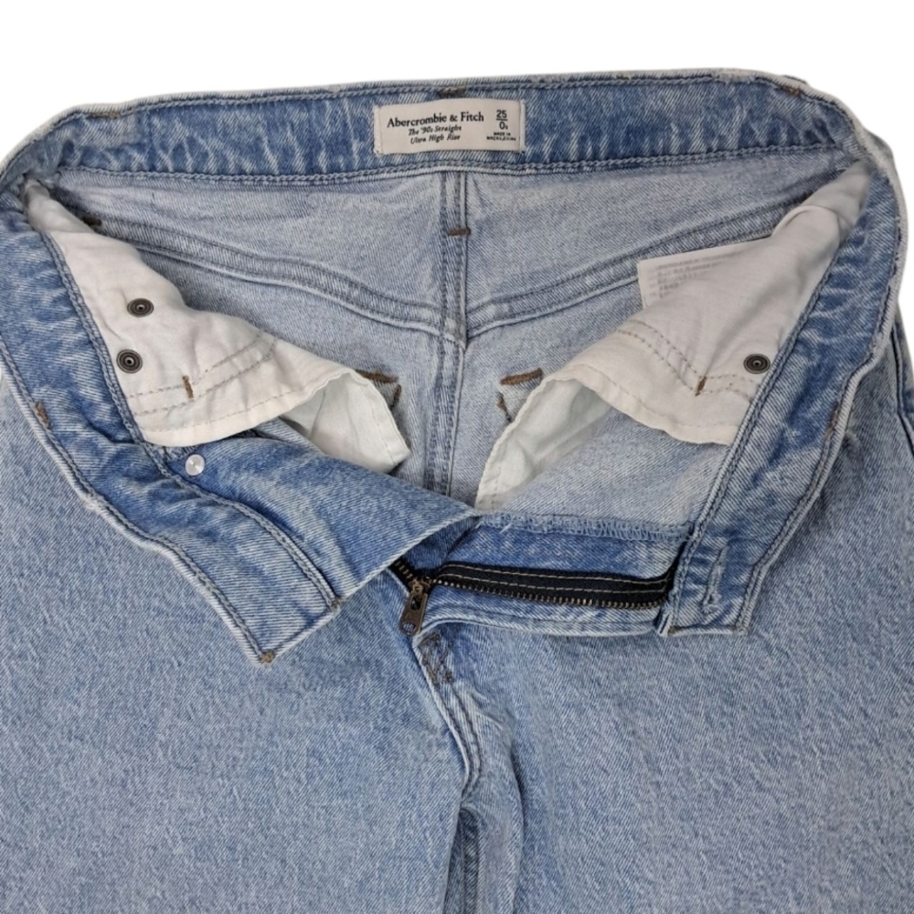 Abercrombie & Fitch Blue Straight Leg Jeans Relaxed Fit Size 25/0s - Picture 10 of 16